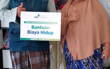 LAZ SIDOGIRI SALURKAN BANTUAN BIAYA HIDUP KEPADA WARGA DHUAFA DI BANGKALAN