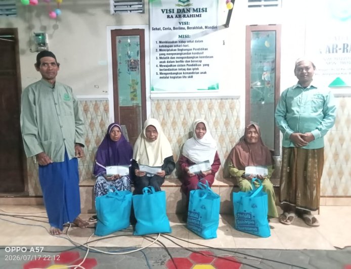 PEDULI KAUM DHUAFA, LAZ SIDOGIRI SALURKAN SANTUNAN DI BANGSRING