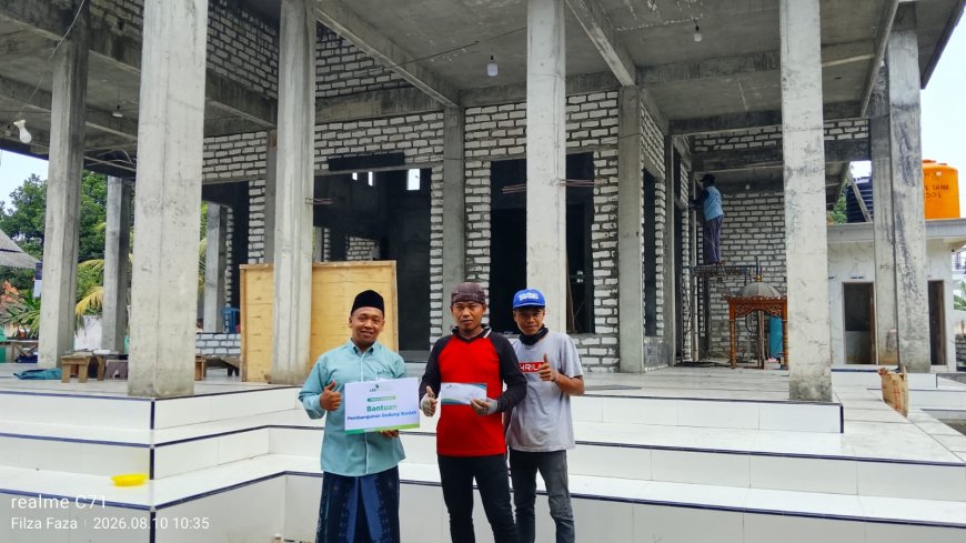LAZ SIDOGIRI BANTU PEMBANGUNAN MASJID DARUS SALAM DI BANGKALAN