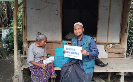 PEDULI DHUAFA, LAZ SIDOGIRI SALURKAN BANTUAN DI PUJER BONDOWOSO