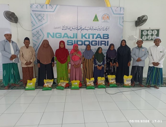 LAZ SIDOGIRI SALURKAN BANTUAN BIAYA HIDUP UNTUK 10 WARGA MEMPAWAH