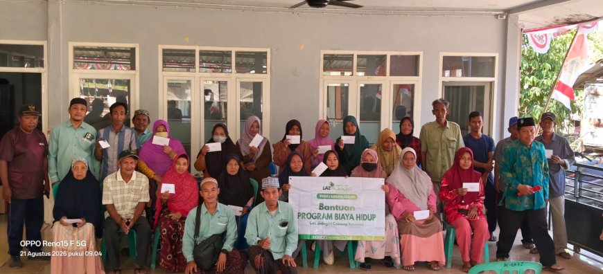 DARI ZAKAT UNTUK WARGA DHUAFA: LAZ SIDOGIRI BANTU 50 WARGA BAWEAN