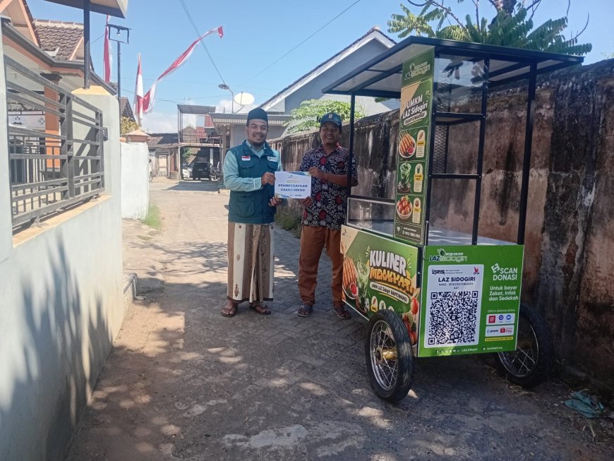 DUKUNG KEMANDIRIAN MUSTAHIK, LAZ SIDOGIRI  BERIKAN MODAL USAHA