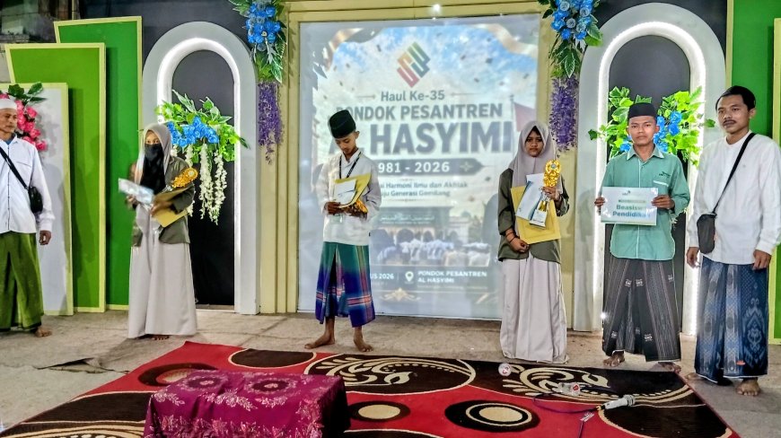 DUKUNG PRESTASI, LAZ SIDOGIRI SALURKAN BEASISWA DI BONDOWOSO