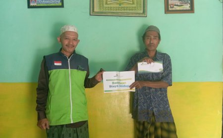 PEDULI DHUAFA, LAZ SIDOGIRI RINGANKAN BEBAN HIDUP WARGA WARUNGDOWO