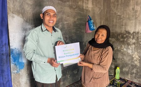 LAYANI DHUAFA, LAZ SIDOGIRI SALURKAN BANTUAN KESEHATAN WARGA PASURUAN