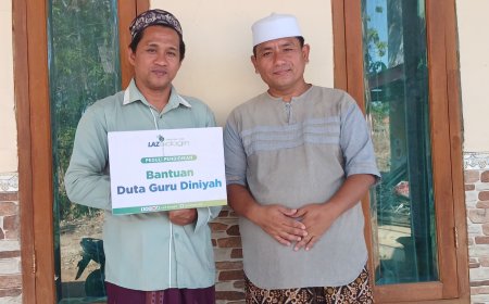 RAWAT KESEJAHTERAAN GURU, LAZ SIDOGIRI SALURKAN BANTUAN DUTA GURU MADRASAH NURUL ULUM