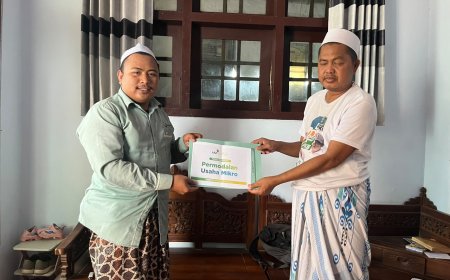 LAZ SIDOGIRI SALURKAN BANTUAN MODAL UNTUK KEMBANGKAN USAHA WARGA PASURUAN