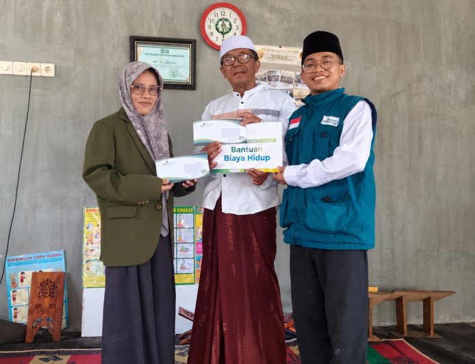 Muliakan Pejuang Al-Qur’an, Wujud Bakti Kita untuk Umat