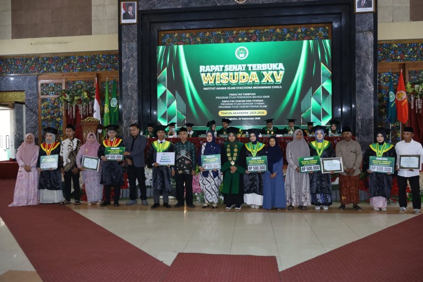 LAZ SIDOGIRI APRESIASI LULUSAN BERPRESTASI INSYA BANGKALAN