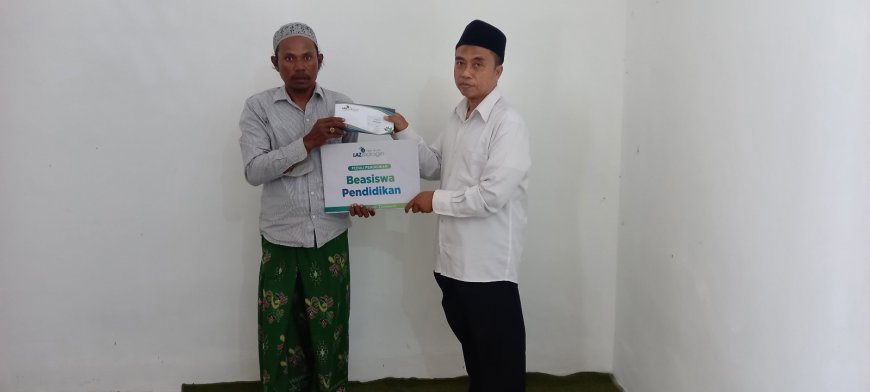 LAZ SIDOGIRI BANTU KEBERLANJUTAN PENDIDIKAN SANTRI KURANG MAMPU
