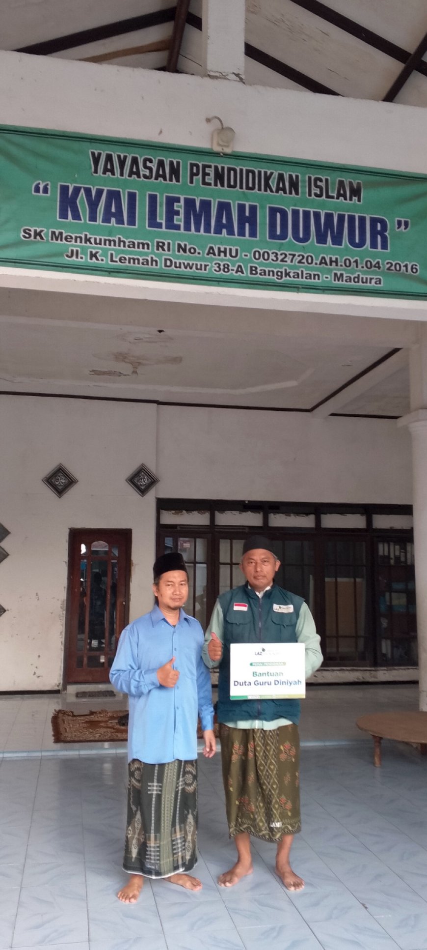 DUKDUNG PERJUANGAN GURU, LAZ SIDOGIRI SALURKAN INSENTIF GURU DI PEJAGAN BANGKALAN