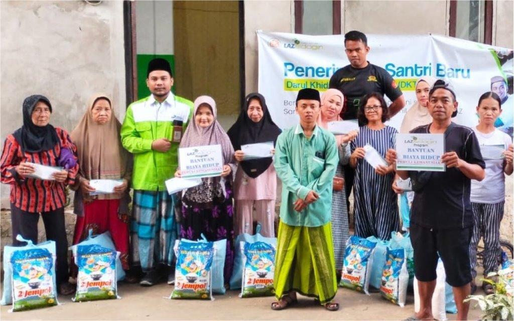 LAZ SIDOGIRI SALURKAN BIAYA HIDUP UNTUK LANSIA DHUAFA DI KALTIM 