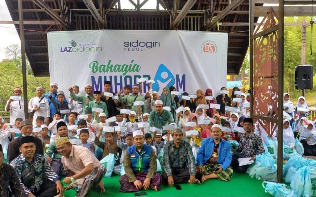 LAZ SIDOGIRI GELAR SANTUNAN SEMARAK BAHAGIA MUHARRAM DI KALIMANTAN TIMUR
