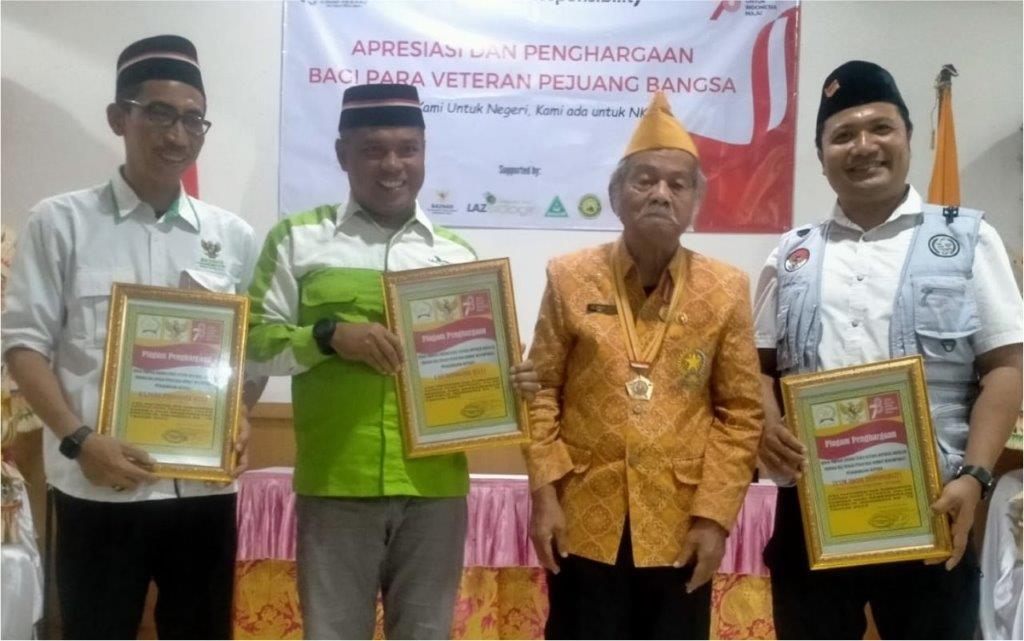 LAZ SIDOGIRI SANTUNI PARA VETERAN BALI