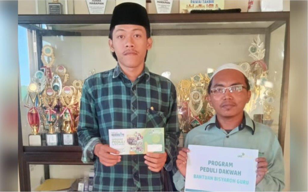 LAZ SIDOGIRI SEJAHTERKAN GURU NGAJI DI DENPASAR BALI
