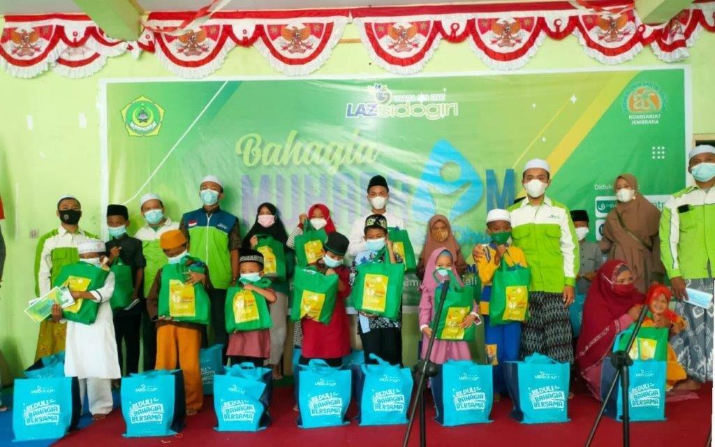 Peringati Dirgahayu RI dan Tahun Baru Islam 1443 H. Dengan Berbagi 