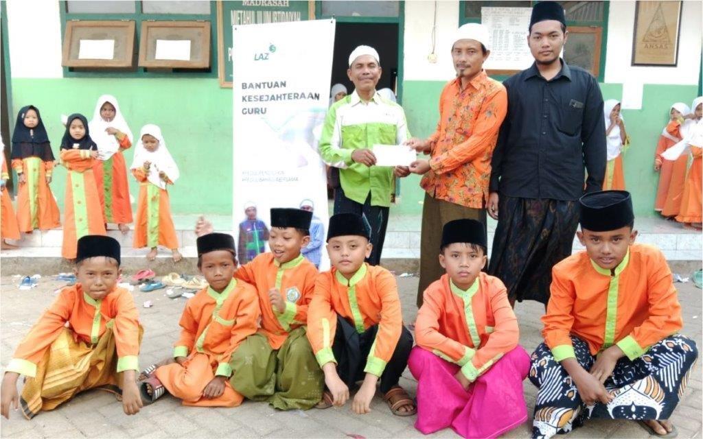 LAZ SIDOGIRI BANTU GURU-GURU MADIN DI BANGKALAN