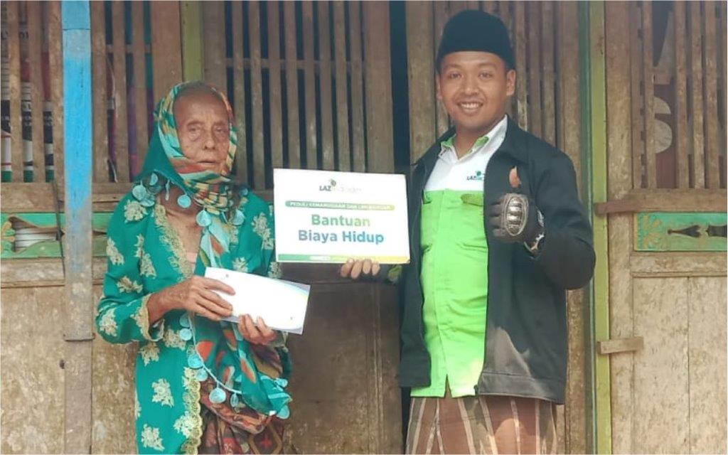 LAZ SIDOGIRI PEDULI WARGA DHUAFA SEBATANGKARA DI BANGKALAN