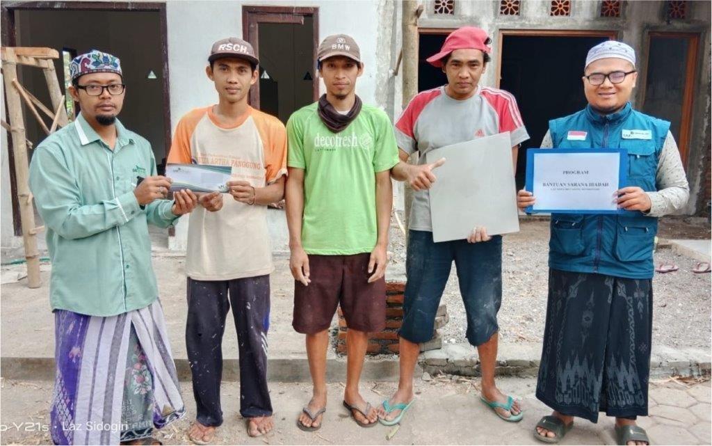 LAZ SIDOGIRI BANTUAN SARANA IBADAH DI BONDOWOSO