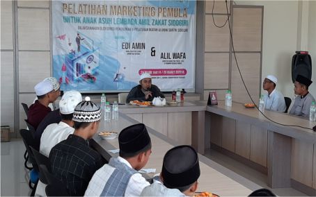 Bekali Anak Asuh LAZ Sidogiri Dengan Pelatihan Marketing