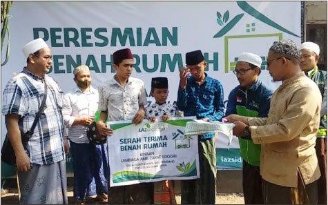 Tata Kelola Distribusi Zakat, Infak dan Sedekah  dalam Meningkatkan Kesejahteraan Mustahik (Studi Pada Program SIDOGIRI COMMUNITY DEVELOPMENT (SCD)