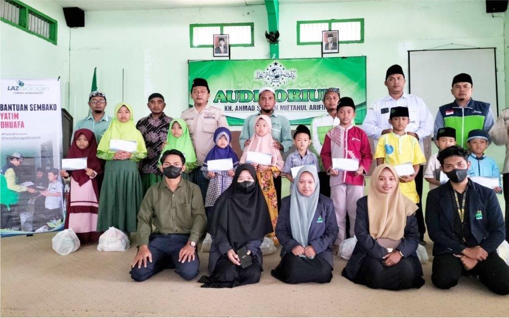 LAZ SIDOGIRI CABANG BONDOWOSO SALURKAN BANTUAN KEPADA ANAK YATIM