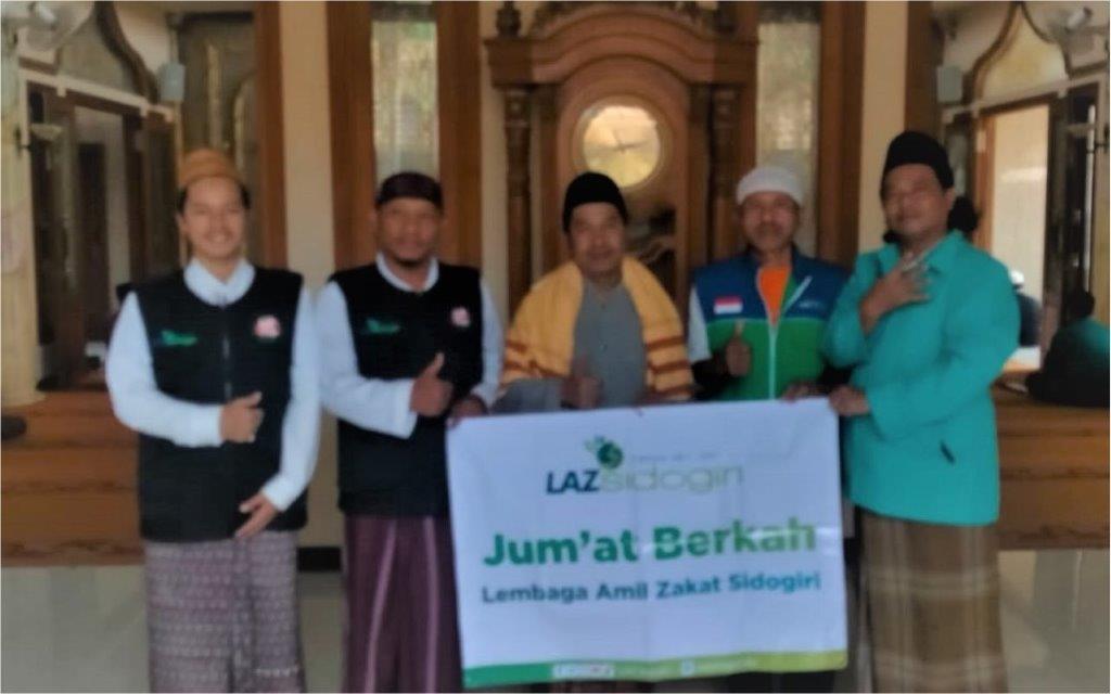 LAZ SIDOGIRI GELAR AKSI BERBAGI JUMAT BERKAH DI KOTA MALANG