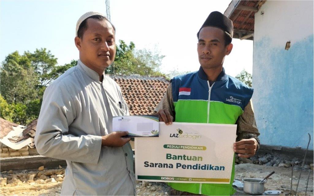 LAZ SIDOGIRI BANTU RENOVASI GEDUNG MADRASAH DI PAMEKASAN