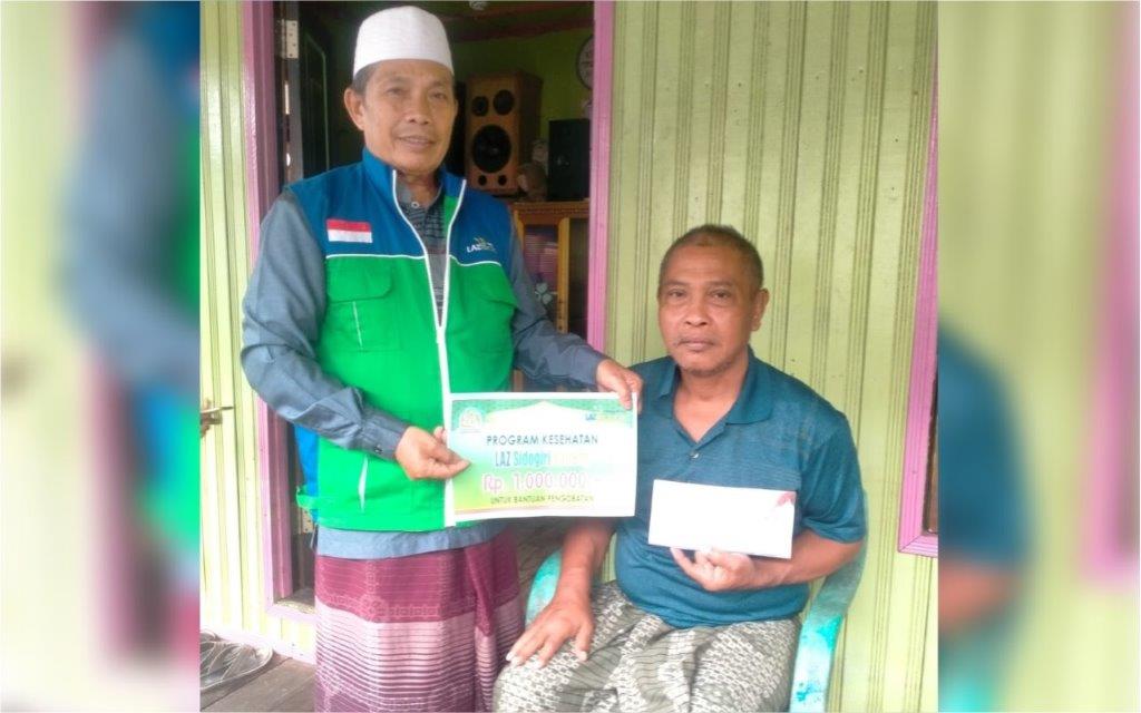 LAZ SIDOGIRI BANTU PENGOBATAN WARGA KOTAWARINGIN BARAT