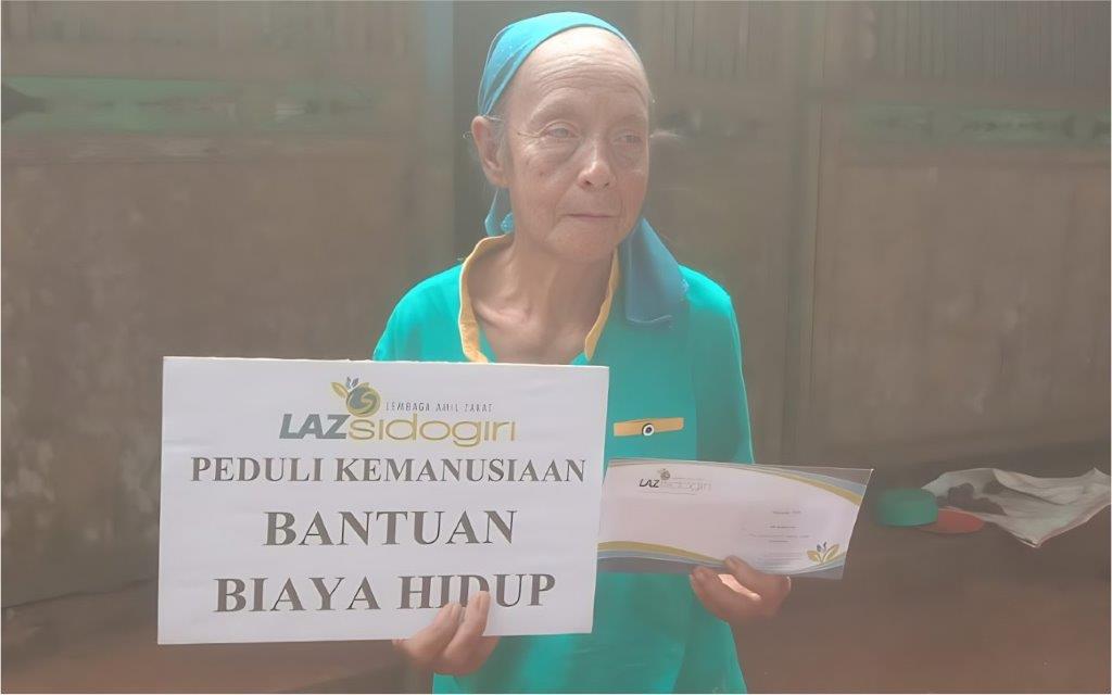 LAZ SIDOGIRI PEDULI WARGA PRASEJAHTERA DI BANGKALAN