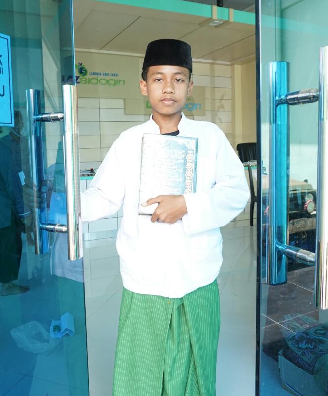 YATIM SEJAK KELAS 1 SD JUARA BACA KITAB DI USIA DINI