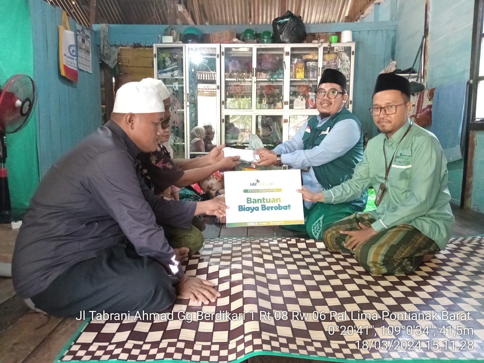 LAZ SIDOGIRI BANTU BIAYA OPERASI MASYARAKAT DHUAFA DI KABUPATEN MEMPAWAH