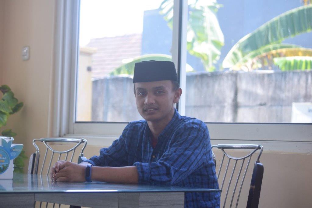 TERMOTIVASI LAZ SIDOGIRI UNTUK MENJADI SEORANG HAFIDZ HADITS