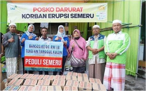 Buka Bazar Gratis; LAZ Sidogiri Salurkan Bantuan Korban Erupsi Gunung Semeru